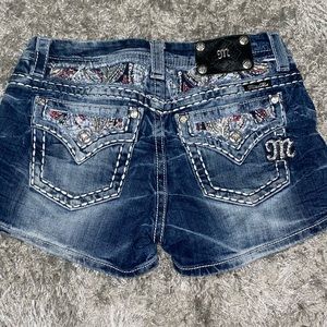 Embellished miss me shorts 🌻